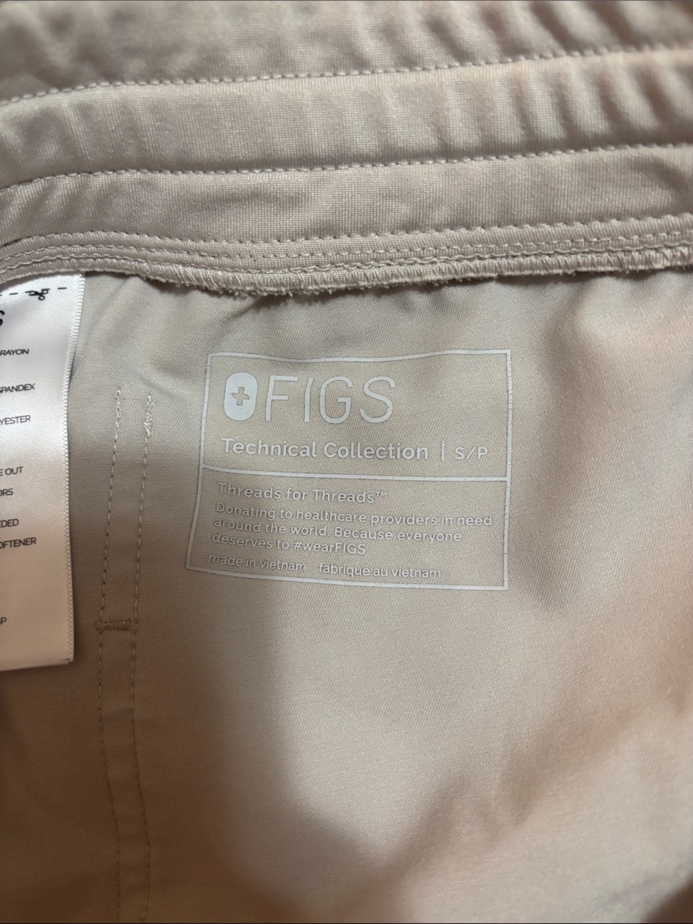 Figs Scrub Set Color: Bone - Picture 2 of 3